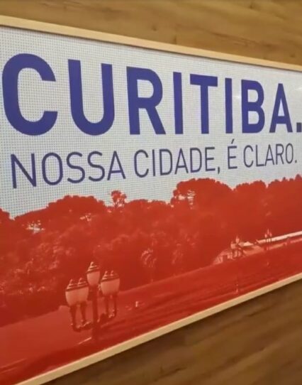 Curitiba. Nossa cidade, é Claro! Um case de relações públicas com os públicos de regiões estratégicas para a marca.